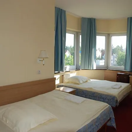 Rezydencja Parkowa 招待所 华沙